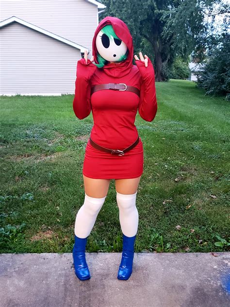 shy gal cosplay